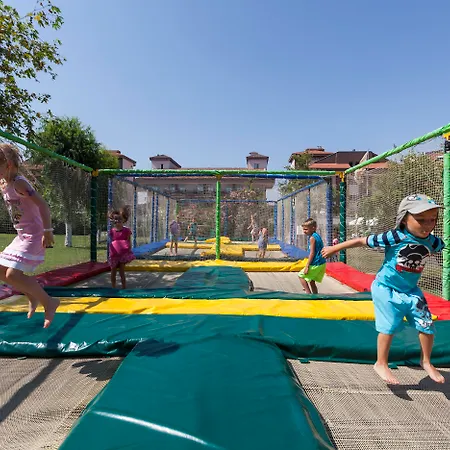 מלון Primasol Hane Family