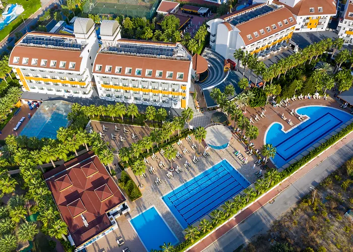 Hotell Primasol Hane Family 4*