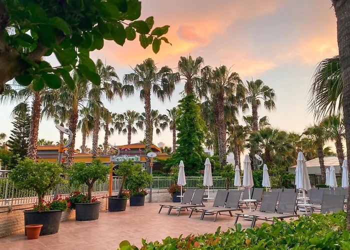 Hotell Primasol Hane Family 4*