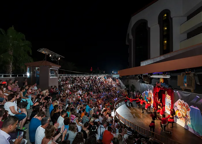 بريماسول هين فاميلي ريزورت 4*